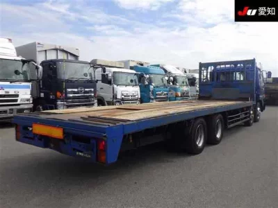 Nissan TRUCK
