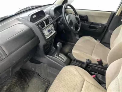 Mitsubishi PAJERO IO