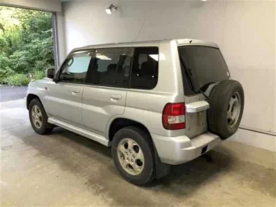 Mitsubishi PAJERO IO