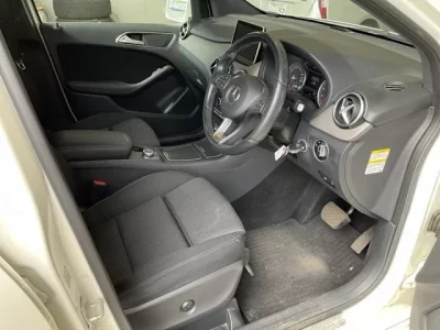 Mercedes-Benz B CLASS