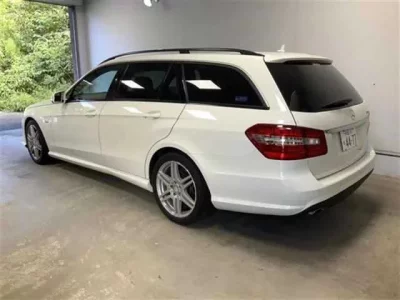 Mercedes-Benz E CLASS WAGON