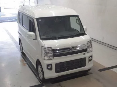 Nissan CLIPPER RIO