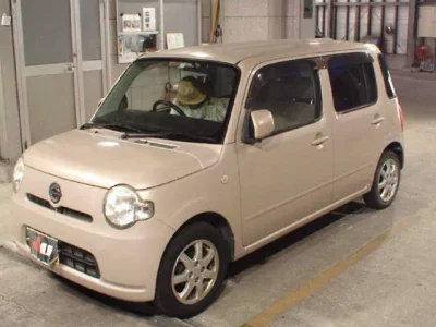 Daihatsu MIRA