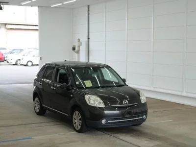 Mazda VERISA