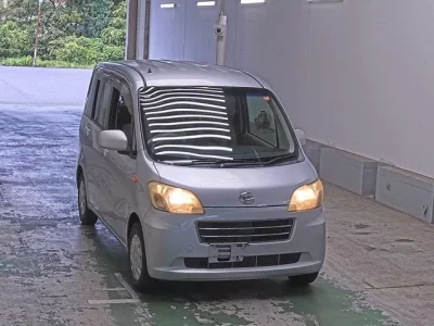 Daihatsu TANTO EXE