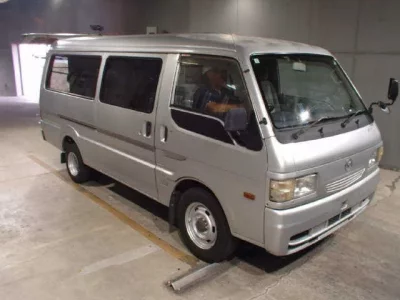 Mazda BONGO BRAWNY VAN
