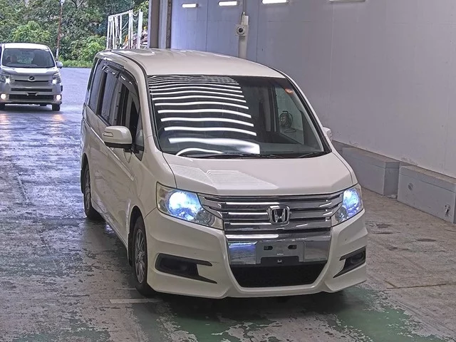 Honda STEP WAGON