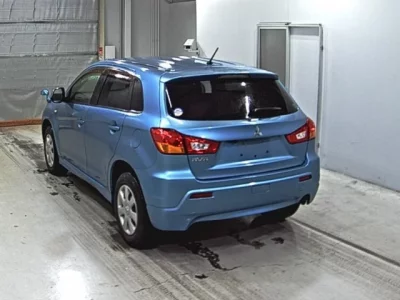 Mitsubishi RVR