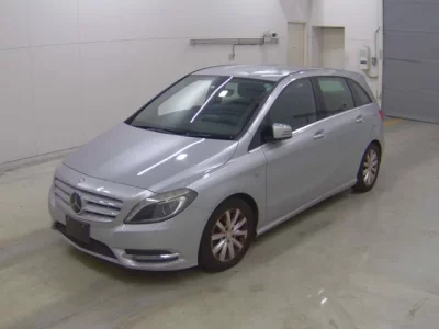 Mercedes-Benz B CLASS