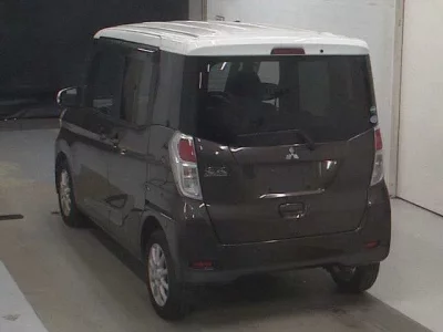 Mitsubishi EK SPACE