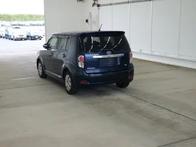 Toyota COROLLA RUMION