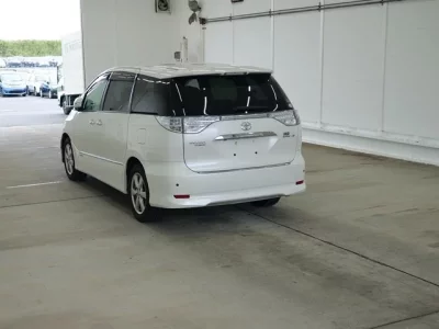 Toyota ESTIMA HYBRID