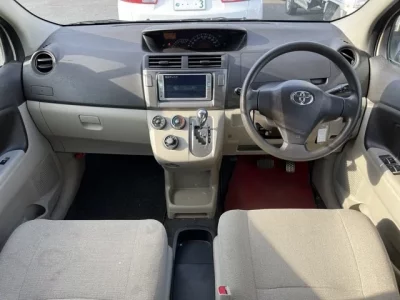 Toyota PASSO SETTE