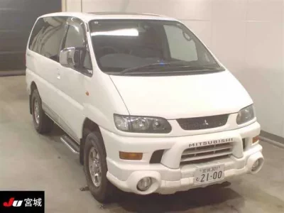 Mitsubishi DELICA