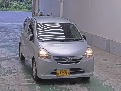Daihatsu MIRA E S
