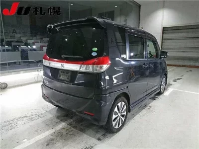 Mitsubishi DELICA D2