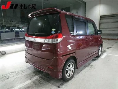 Mitsubishi DELICA D2