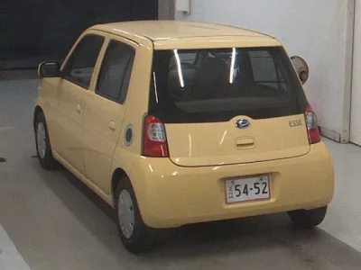 Daihatsu Esse