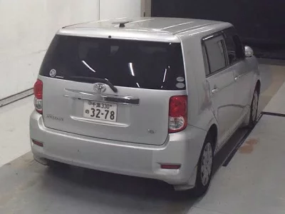 Toyota COROLLA RUMION