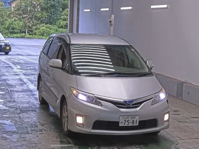 Toyota ESTIMA HYBRID
