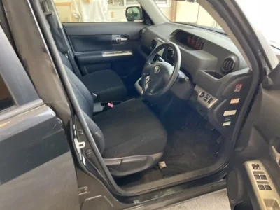 Toyota COROLLA RUMION