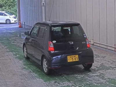 Daihatsu Esse