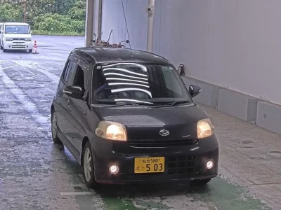 Daihatsu Esse