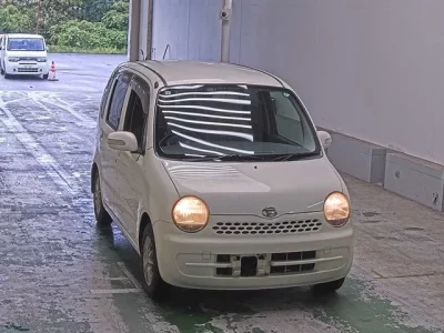 Daihatsu MOVE LATTE