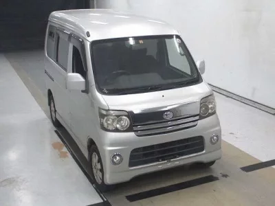 Daihatsu Atrai Wagon