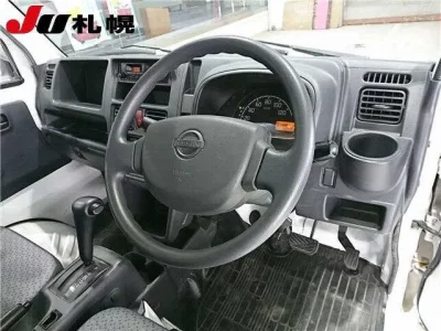 Nissan CLIPPER TRUCK