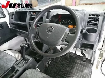 Nissan CLIPPER TRUCK