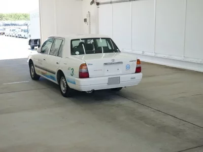Toyota CROWN COMFORT