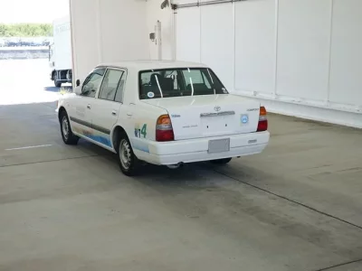 Toyota CROWN COMFORT