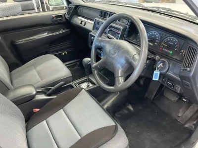Toyota CROWN COMFORT