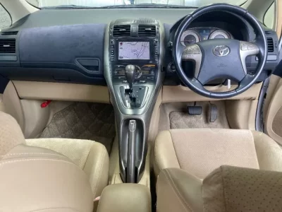Toyota BLADE