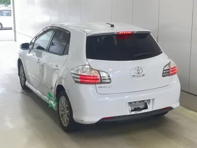 Toyota BLADE