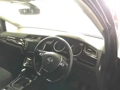 Volkswagen GOLF TOURAN