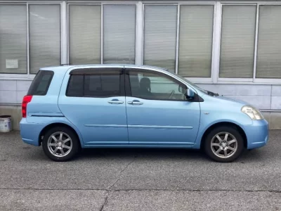 Toyota RAUM