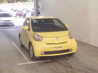 Toyota IQ