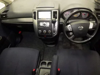 Nissan PRESAGE