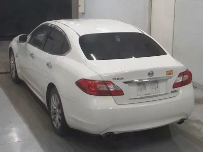 Nissan FUGA