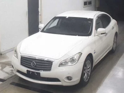 Nissan FUGA