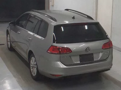 Volkswagen GOLF VARIANT