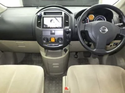 Nissan LAFESTA