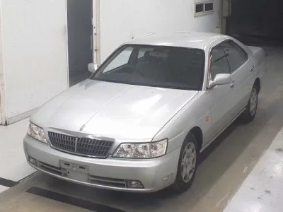 Nissan LAUREL