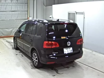Volkswagen GOLF TOURAN