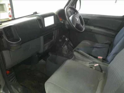 Mitsubishi MINICAB VAN