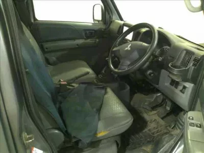 Mitsubishi MINICAB VAN