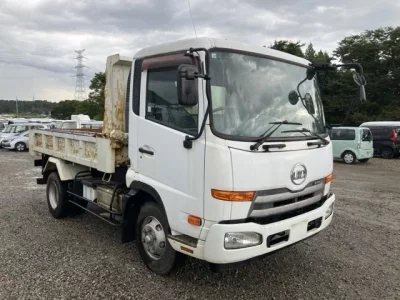 Nissan CONDOR
