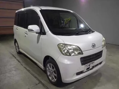 Daihatsu TANTO EXE